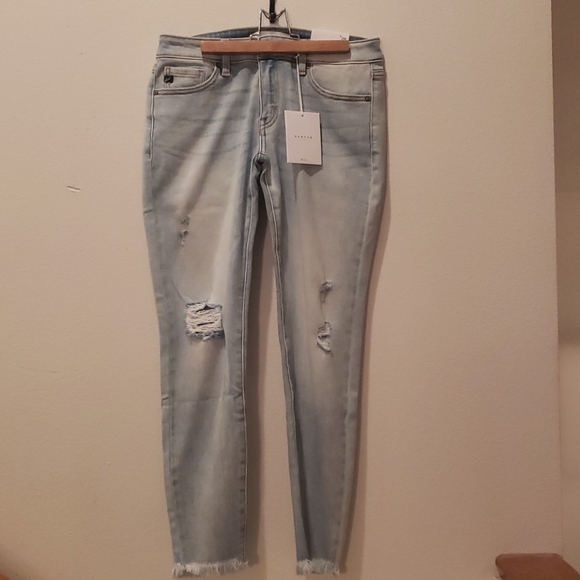 New- Low Rise Distressed Ankle Skinny Jean - Picture 6 of 11